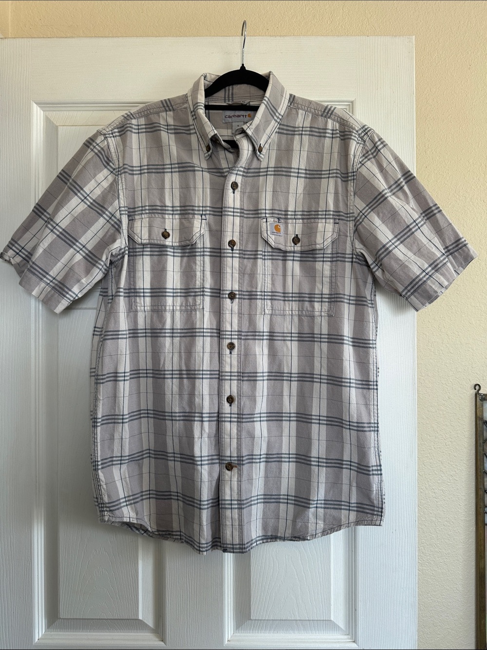 Carhartt Men's Short-Sleeve Plaid Button-Down Shirt